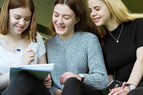 Mädchen ab der 8. Klasse sind am 28. März zum Girls’Day auch an die HTWK Leipzig eingeladen. (Foto: Lara Müller/HTWK Leipzig)